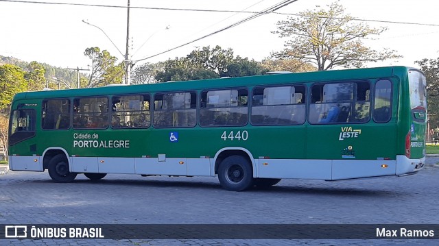 VAP - Viação Alto Petrópolis 4440 na cidade de Porto Alegre, Rio Grande do Sul, Brasil, por Max Ramos. ID da foto: 9144339.