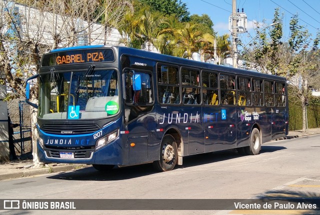 Jundiá Transportadora Turistica 1207 na cidade de São Roque, São Paulo, Brasil, por Vicente de Paulo Alves. ID da foto: 9144869.