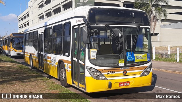 Companhia Carris Porto-Alegrense 0755 na cidade de Porto Alegre, Rio Grande do Sul, Brasil, por Max Ramos. Número da foto: #9147632.