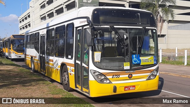 Companhia Carris Porto-Alegrense 0755 na cidade de Porto Alegre, Rio Grande do Sul, Brasil, por Max Ramos. ID da foto: 9147632.