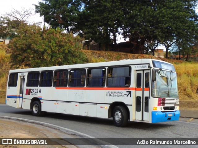 Ônibus Particulares 8298 na cidade de Belo Horizonte, Minas Gerais, Brasil, por Adão Raimundo Marcelino. Número da foto: #9151297.