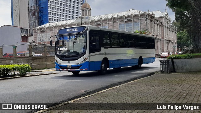 Buses Guadalupe 60 na cidade de Carmen, San José, San José, Costa Rica, por Luis Felipe Vargas. Número da foto: #9150455.