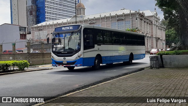 Buses Guadalupe 60 na cidade de Carmen, San José, San José, Costa Rica, por Luis Felipe Vargas. ID da foto: 9150455.