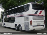 Auto Viação Catarinense 2351 na cidade de São Paulo, São Paulo, Brasil, por Mauricio A. Borges. Número da foto: #9151385.