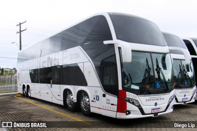 Auto Viação Catarinense 321306 na cidade de Florianópolis, Santa Catarina, Brasil, por Diego Lip. ID da foto: 9152727.