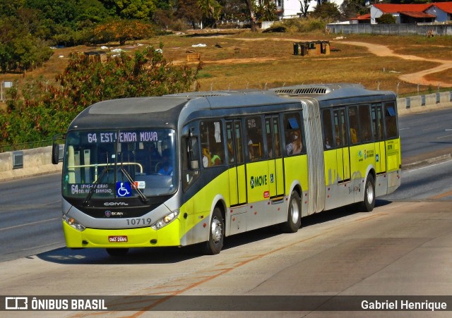 Milênio Transportes 10719 na cidade de Belo Horizonte, Minas Gerais, Brasil, por Gabriel Henrique. ID da foto: 9155127.