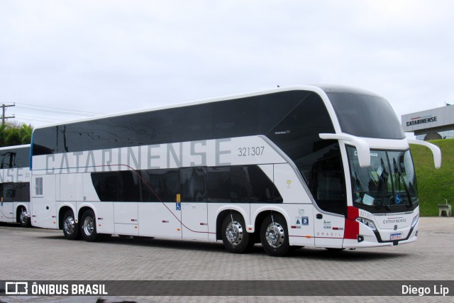 Auto Viação Catarinense 321307 na cidade de Florianópolis, Santa Catarina, Brasil, por Diego Lip. Número da foto: #9157386.