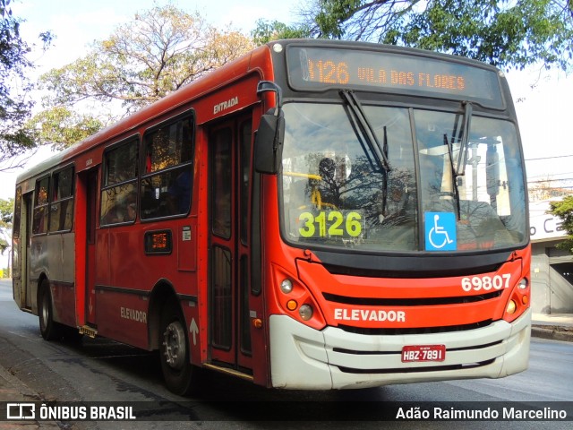 Viação Santa Edwiges 69807 na cidade de Belo Horizonte, Minas Gerais, Brasil, por Adão Raimundo Marcelino. ID da foto: 9158197.