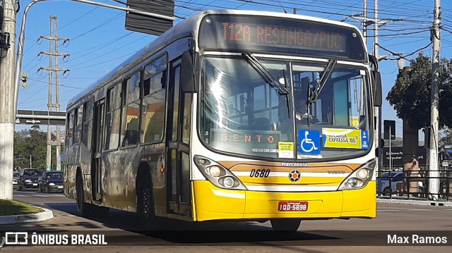 Companhia Carris Porto-Alegrense 0680 na cidade de Porto Alegre, Rio Grande do Sul, Brasil, por Max Ramos. ID da foto: 9157209.