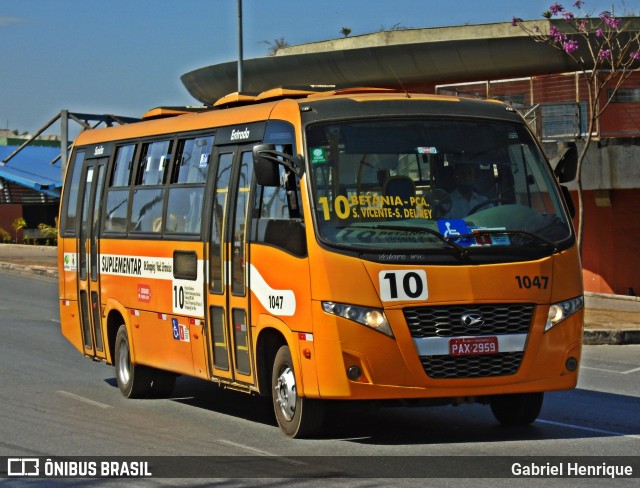 Transporte Suplementar de Belo Horizonte 1047 na cidade de Belo Horizonte, Minas Gerais, Brasil, por Gabriel Henrique. ID da foto: 9155057.