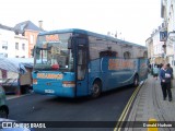 Shearings 314 na cidade de Cirencester, Gloucestershire, Inglaterra, por Donald Hudson. ID da foto: :id.