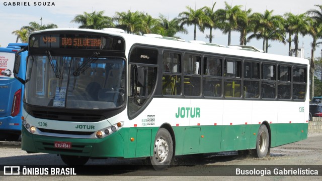 Jotur - Auto Ônibus e Turismo Josefense 1306 na cidade de Florianópolis, Santa Catarina, Brasil, por Busologia Gabrielística. ID da foto: 9259852.