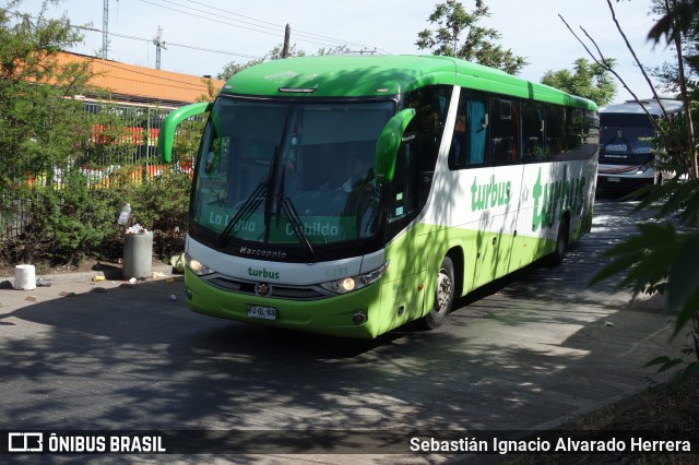 TurBus 4251 na cidade de Santiago, Santiago, Metropolitana de Santiago, Chile, por Sebastián Ignacio Alvarado Herrera. Número da foto: #9262526.