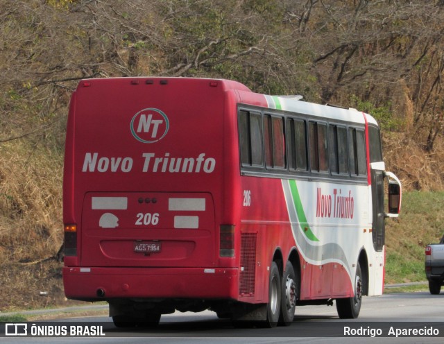Novo Triunfo 206 na cidade de Carmópolis de Minas, Minas Gerais, Brasil, por Rodrigo  Aparecido. Número da foto: #9263658.