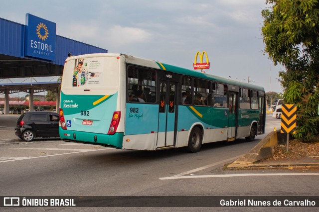 Viação São Miguel 982 na cidade de Resende, Rio de Janeiro, Brasil, por Gabriel Nunes de Carvalho. Número da foto: #9264701.