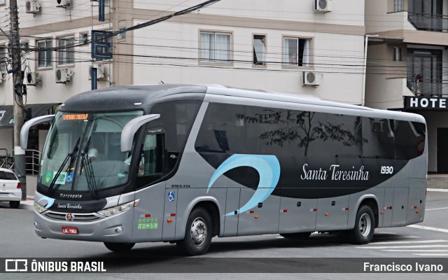 Santa Teresinha Transporte e Turismo - Brusquetur 1930 na cidade de Balneário Camboriú, Santa Catarina, Brasil, por Francisco Ivano. Número da foto: #9272012.