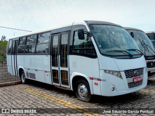 Ônibus Particulares QKE1826 na cidade de Monte Mor, São Paulo, Brasil, por José Eduardo Garcia Pontual. Número da foto: #9271049.