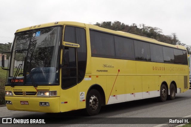 Viação Itapemirim 45313 na cidade de Barra do Piraí, Rio de Janeiro, Brasil, por Rafael H.. ID da foto: 9271342.