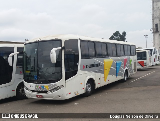 Domínio Transportadora Turística 351 na cidade de Guarulhos, São Paulo, Brasil, por Douglas Nelson de Oliveira. ID da foto: 9275738.