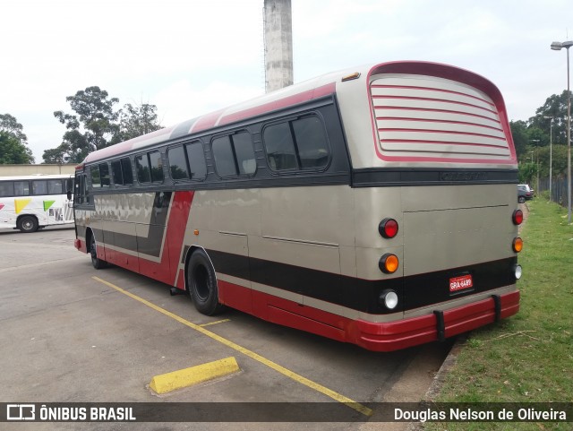Ônibus Particulares 0001 na cidade de Guarulhos, São Paulo, Brasil, por Douglas Nelson de Oliveira. Número da foto: #9275858.