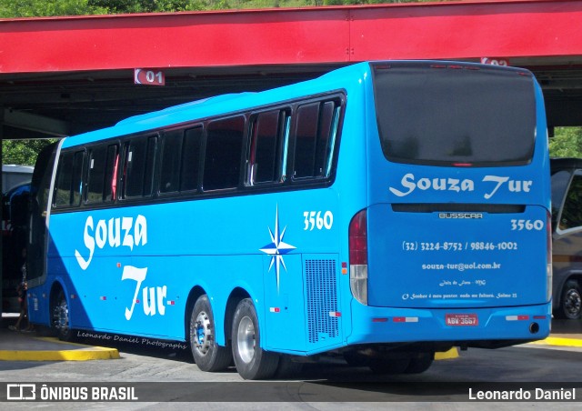 Souza Tur 3560 na cidade de Queluz, São Paulo, Brasil, por Leonardo Daniel. Número da foto: #9277149.
