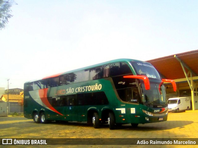 Empresa São Cristóvão 2500 na cidade de Paracatu, Minas Gerais, Brasil, por Adão Raimundo Marcelino. ID da foto: 9282548.