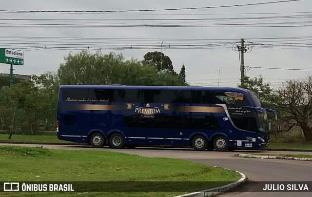 Premium Turismo 1502 na cidade de Porto Alegre, Rio Grande do Sul, Brasil, por JULIO SILVA. ID da foto: 9284800.