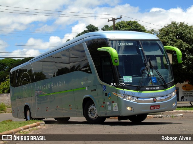 Viação Garcia 8104 na cidade de Paranavaí, Paraná, Brasil, por Robson Alves. Número da foto: #9283735.