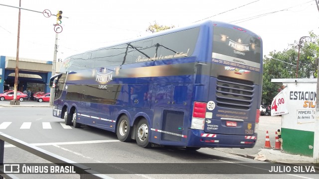 Premium Turismo 1503 na cidade de Porto Alegre, Rio Grande do Sul, Brasil, por JULIO SILVA. ID da foto: 9284757.