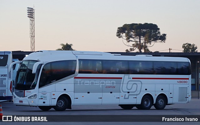 Transpen Transporte Coletivo e Encomendas 43030 na cidade de Curitiba, Paraná, Brasil, por Francisco Ivano. Número da foto: #9287833.