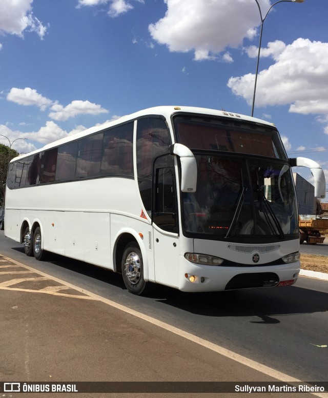 Ônibus Particulares 2427 na cidade de Anápolis, Goiás, Brasil, por Sullyvan Martins Ribeiro. Número da foto: #9231479.