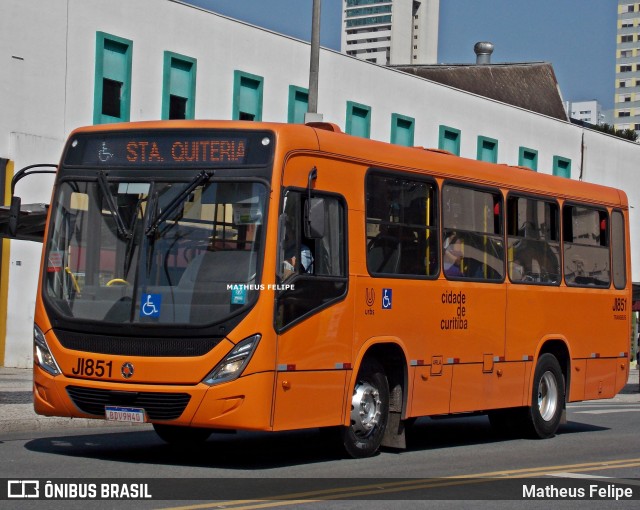 Expresso Azul JI851 na cidade de Curitiba, Paraná, Brasil, por Matheus Felipe. ID da foto: 9228807.