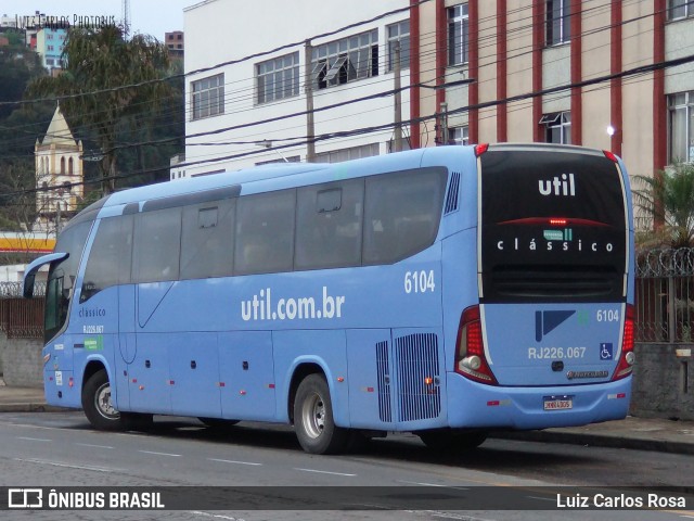 UTIL - União Transporte Interestadual de Luxo 6104 na cidade de Juiz de Fora, Minas Gerais, Brasil, por Luiz Carlos Rosa. ID da foto: 9229870.