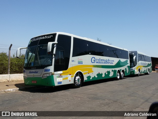 Guimatur Turismo 5800 na cidade de Junqueirópolis, São Paulo, Brasil, por Adriano Caldeiran. ID da foto: 9230708.