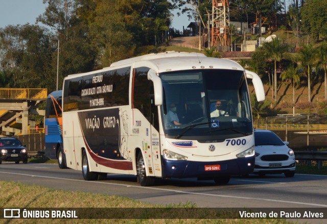 Viação Grifo 7000 na cidade de Santa Isabel, São Paulo, Brasil, por Vicente de Paulo Alves. ID da foto: 9288201.