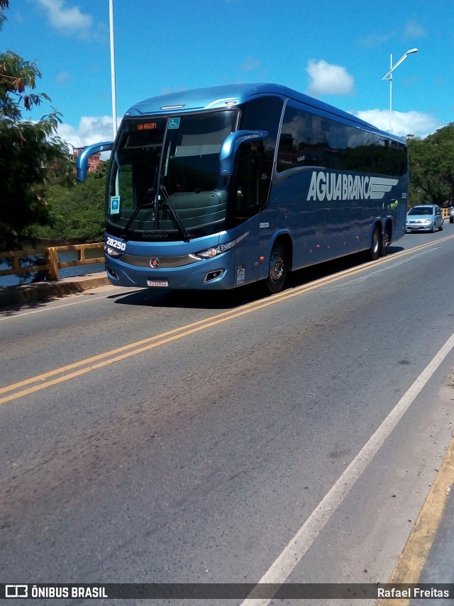 Viação Águia Branca 28250 na cidade de Ilhéus, Bahia, Brasil, por Rafael Freitas. Número da foto: #9288934.