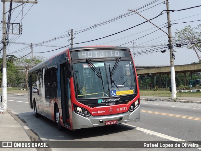 Express Transportes Urbanos Ltda 4 8121 na cidade de São Paulo, São Paulo, Brasil, por Rafael Lopes de Oliveira. ID da foto: 9292187.