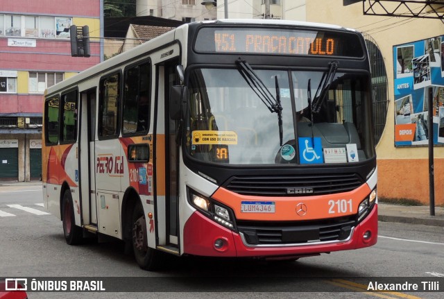 Petro Ita Transportes Coletivos de Passageiros 2101 na cidade de Petrópolis, Rio de Janeiro, Brasil, por Alexandre Tilli. ID da foto: 9292196.