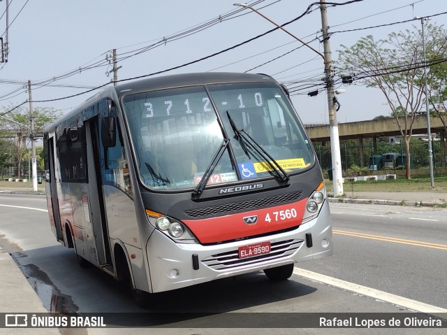 Pêssego Transportes 4 7560 na cidade de São Paulo, São Paulo, Brasil, por Rafael Lopes de Oliveira. Número da foto: #9292170.