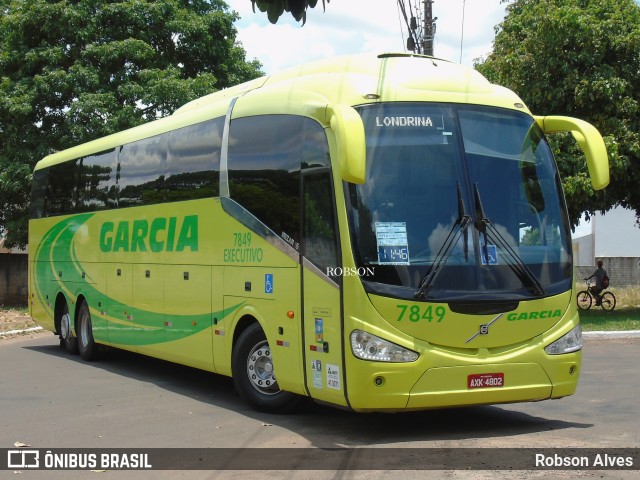 Viação Garcia 7849 na cidade de Paranavaí, Paraná, Brasil, por Robson Alves. Número da foto: #9294071.