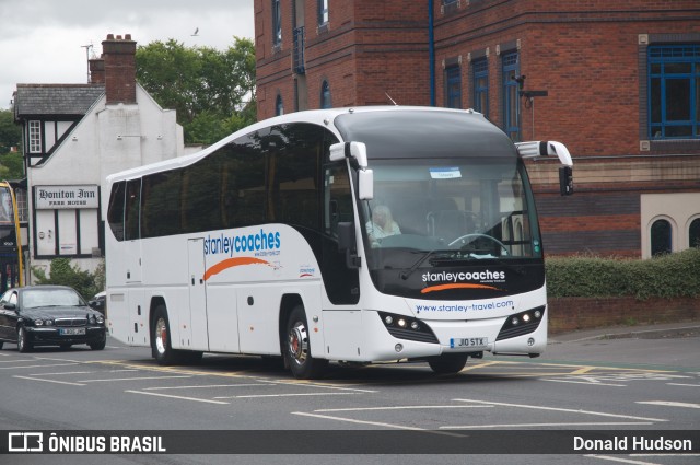 Stanley Travel  na cidade de Exeter, Devon, Inglaterra, por Donald Hudson. Número da foto: #9292050.