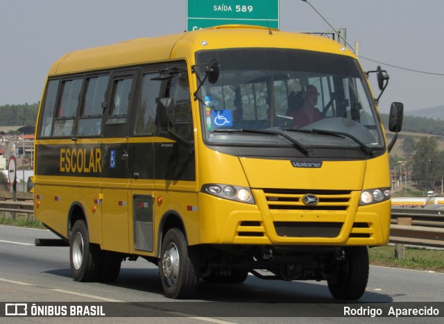 Escolares 0000 na cidade de Carmópolis de Minas, Minas Gerais, Brasil, por Rodrigo  Aparecido. Número da foto: #9294212.