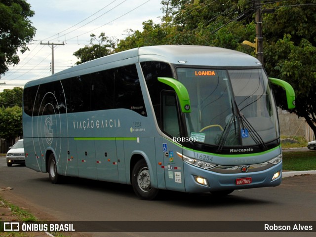 Viação Garcia 16254 na cidade de Paranavaí, Paraná, Brasil, por Robson Alves. ID da foto: 9293921.