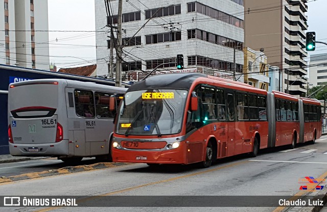 Auto Viação Redentor HE710 na cidade de Curitiba, Paraná, Brasil, por Claudio Luiz. ID da foto: 9300197.