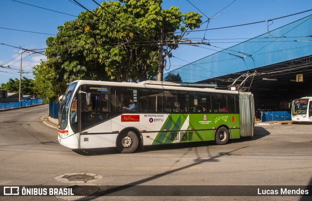Metra - Sistema Metropolitano de Transporte 8150 na cidade de São Paulo, São Paulo, Brasil, por Lucas Mendes. Número da foto: #9301283.