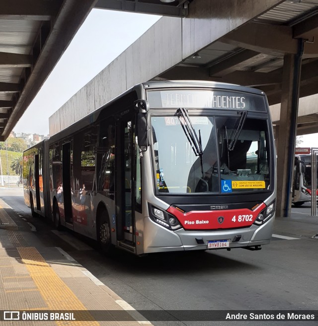 Express Transportes Urbanos Ltda 4 8702 na cidade de São Paulo, São Paulo, Brasil, por Andre Santos de Moraes. ID da foto: 9303411.