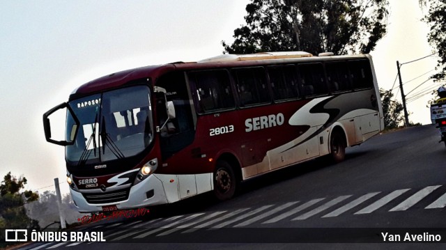 Viação Serro 28013 na cidade de Raposos, Minas Gerais, Brasil, por Yan Avelino. Número da foto: #9302460.