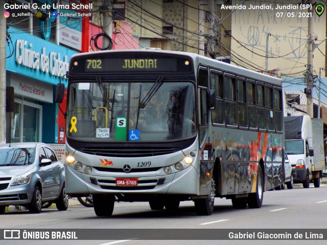 Rápido Campinas 1209 na cidade de Jundiaí, São Paulo, Brasil, por Gabriel Giacomin de Lima. Número da foto: #9303785.