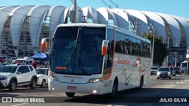 Maicon Tur 5800 na cidade de Porto Alegre, Rio Grande do Sul, Brasil, por JULIO SILVA. ID da foto: 9304027.