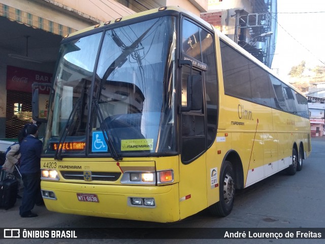 Viação Itapemirim 44203 na cidade de Inhapim, Minas Gerais, Brasil, por André Lourenço de Freitas. Número da foto: #9303967.